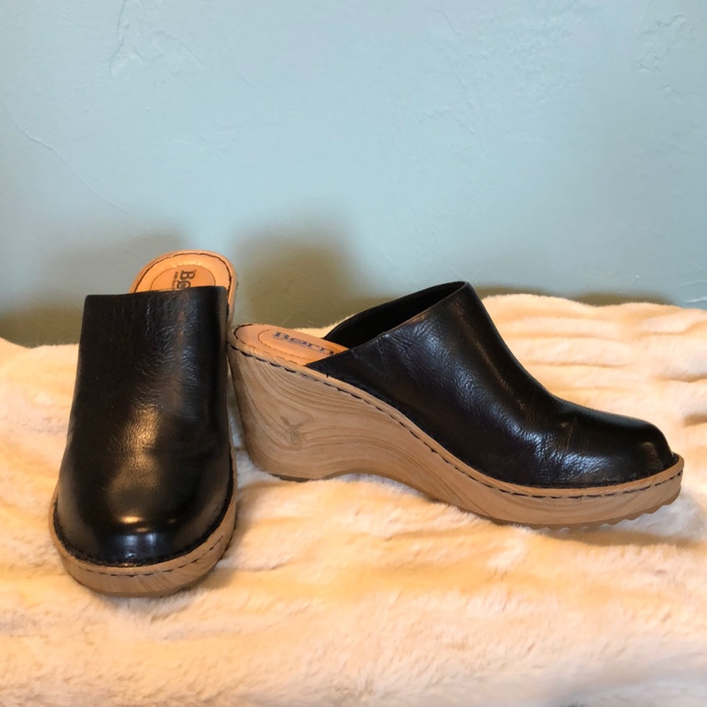 Born Natalie clogs Size 8M Black